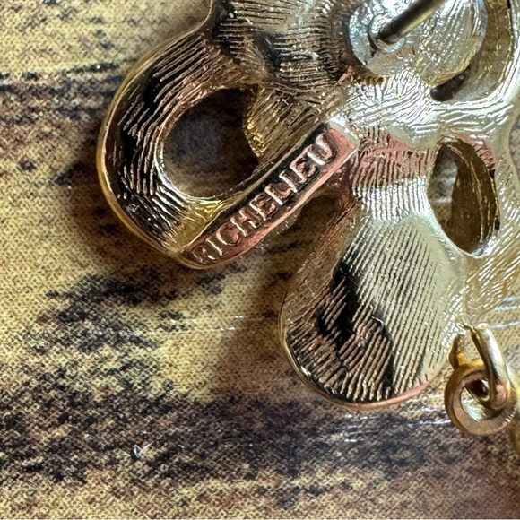 Vintage Richelieu Goldtone Faux Pearl Drop Earrings - Picture 4 of 4